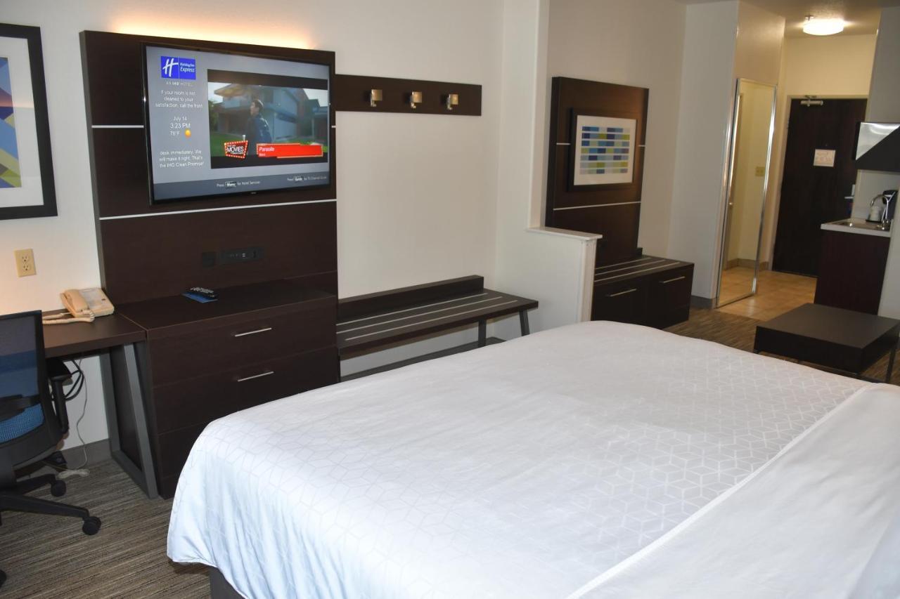 Holiday Inn Express Hotel & Suites Evanston By Ihg Quarto foto