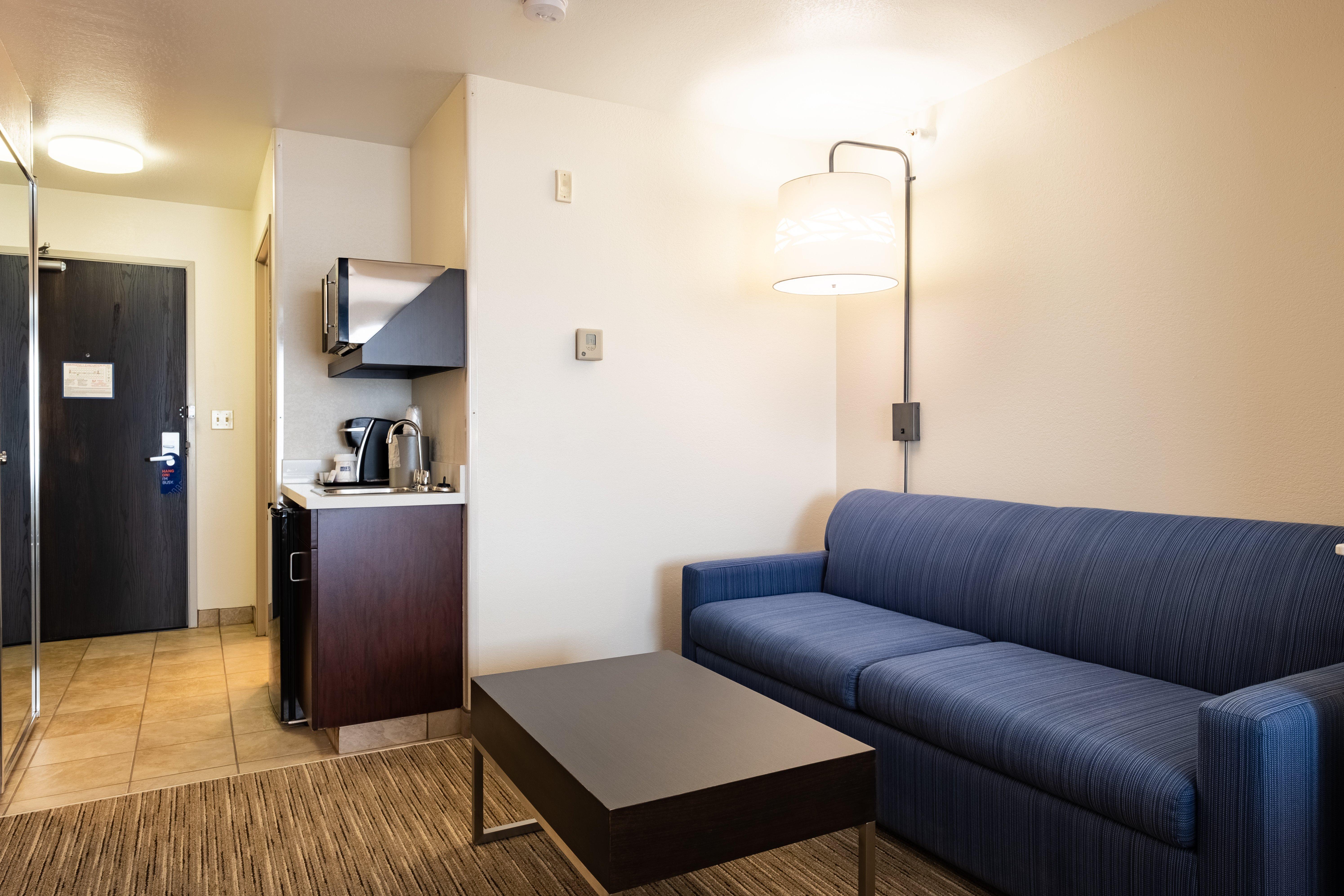 Holiday Inn Express Hotel & Suites Evanston By Ihg Exterior foto