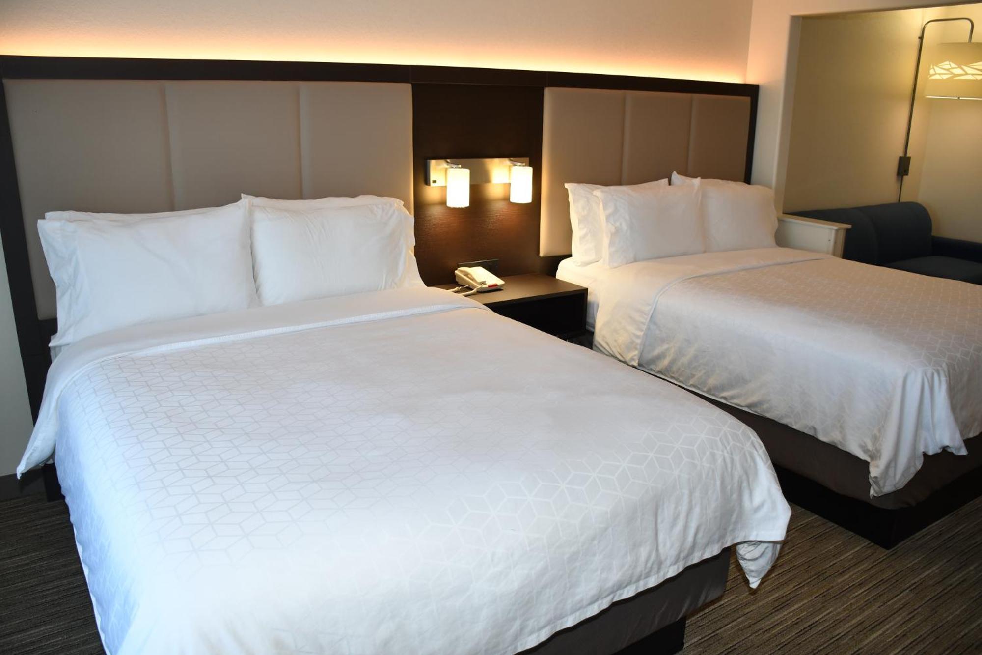 Holiday Inn Express Hotel & Suites Evanston By Ihg Quarto foto