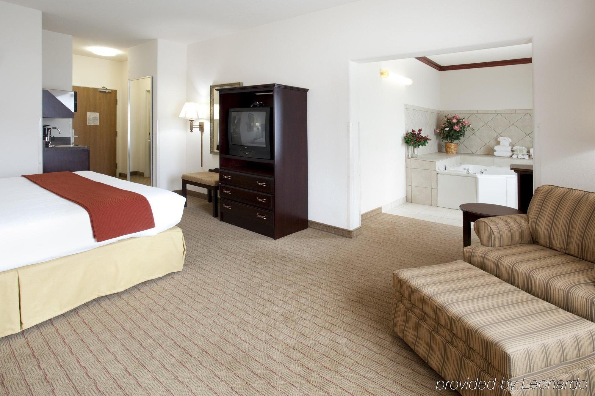 Holiday Inn Express Hotel & Suites Evanston By Ihg Quarto foto